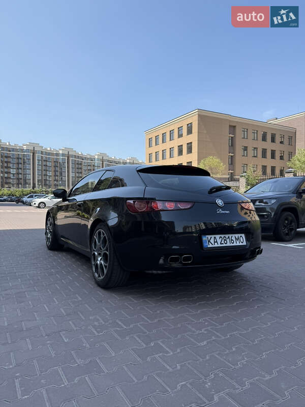 Купе Alfa Romeo Brera 2006 в Києві