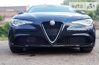 Седан Alfa Romeo Giulia 2017 в Дніпрі