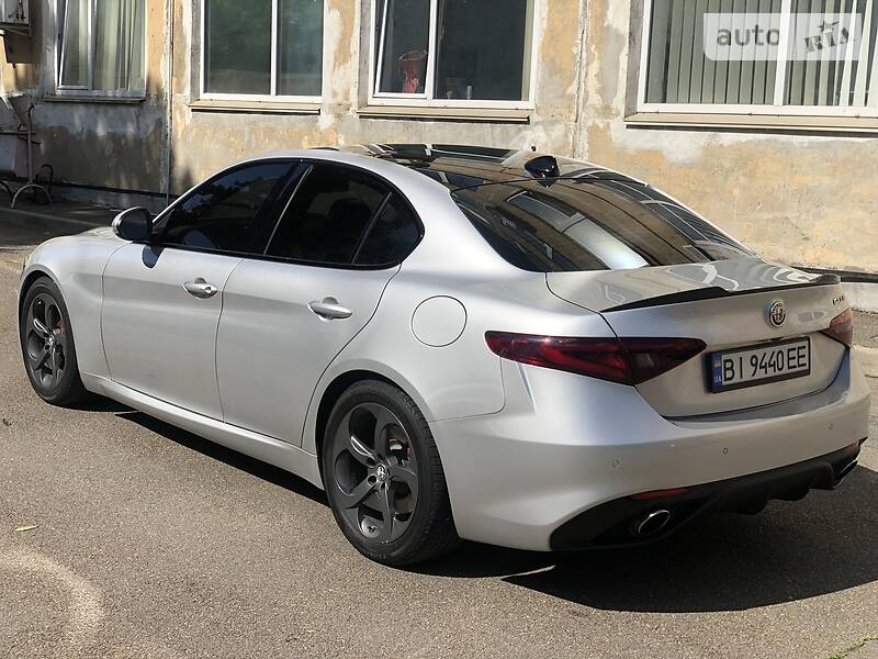 Седан Alfa Romeo Giulia 2017 в Києві