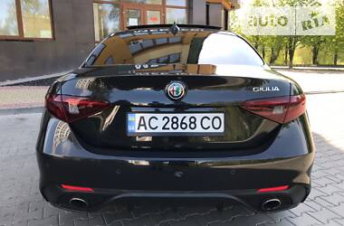 Седан Alfa Romeo Giulia 2017 в Луцке