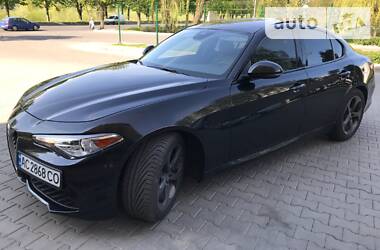 Седан Alfa Romeo Giulia 2017 в Луцке