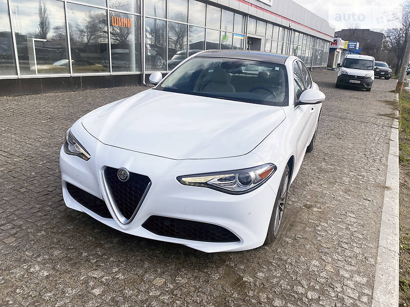 Седан Alfa Romeo Giulia 2017 в Днепре