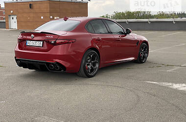 Седан Alfa Romeo Giulia 2017 в Киеве