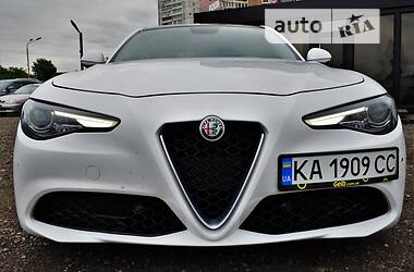 Седан Alfa Romeo Giulia 2017 в 