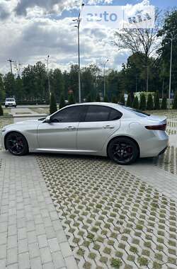 Седан Alfa Romeo Giulia 2017 в Харькове