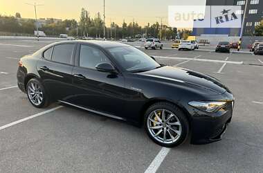 Седан Alfa Romeo Giulia 2019 в Києві