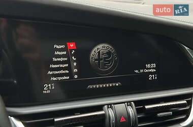 Седан Alfa Romeo Giulia 2017 в 