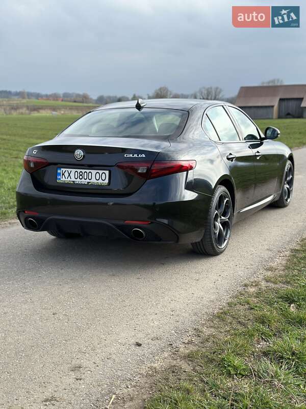 Седан Alfa Romeo Giulia 2017 в Києві