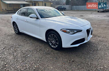 Alfa Romeo Giulia 2017