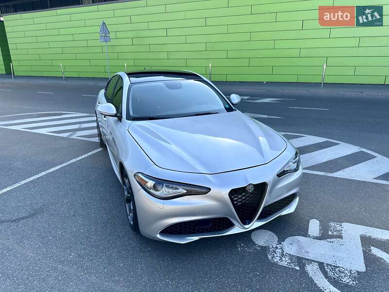 Седан Alfa Romeo Giulia 2017 в Харкові