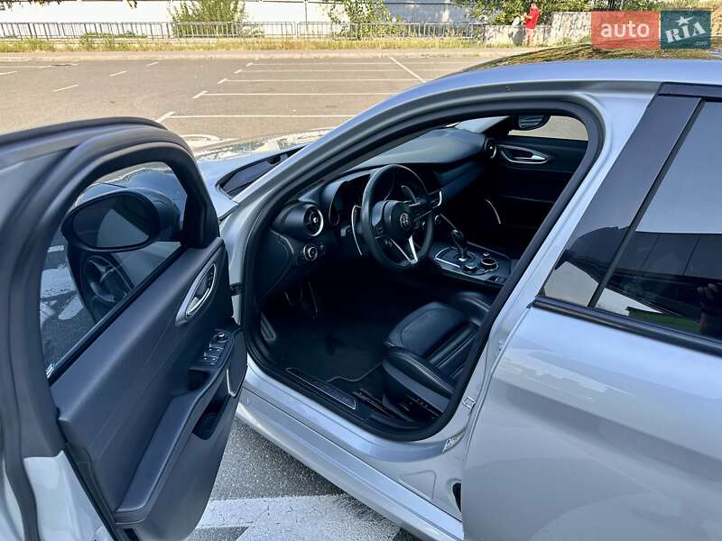 Седан Alfa Romeo Giulia 2017 в Харкові