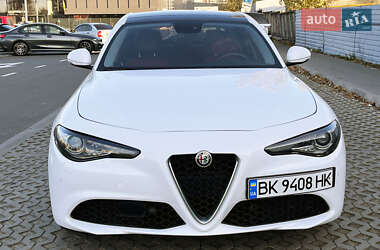 Седан Alfa Romeo Giulia 2017 в 