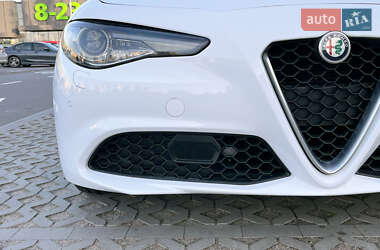 Седан Alfa Romeo Giulia 2017 в 