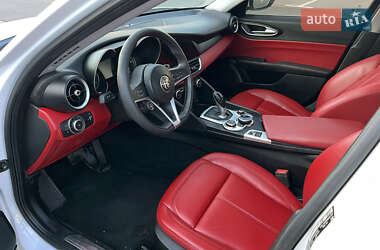 Седан Alfa Romeo Giulia 2017 в 