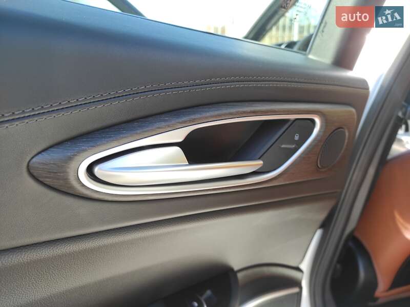 Седан Alfa Romeo Giulia 2022 в Кропивницком