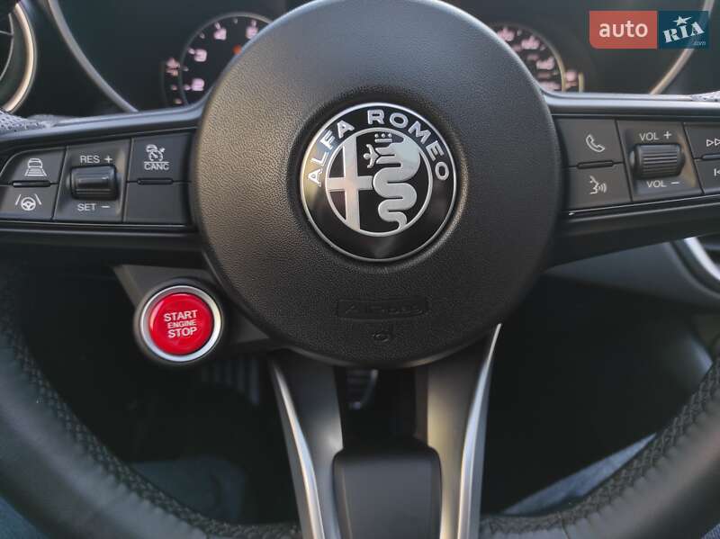 Седан Alfa Romeo Giulia 2022 в Кропивницком