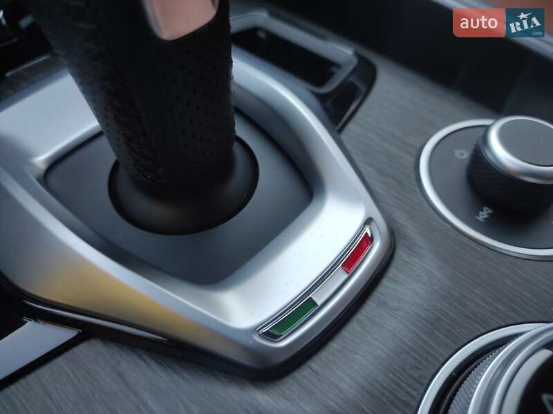 Седан Alfa Romeo Giulia 2022 в Кропивницком