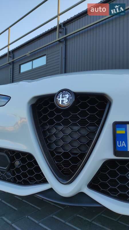 Седан Alfa Romeo Giulia 2022 в Кропивницком