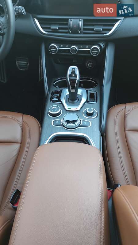 Седан Alfa Romeo Giulia 2022 в Кропивницком