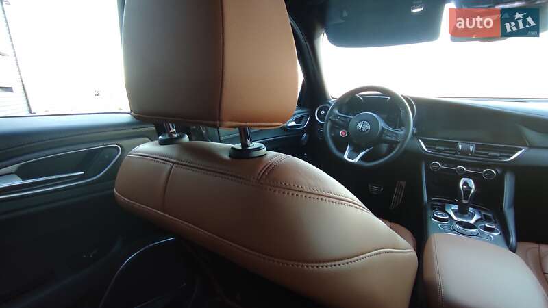 Седан Alfa Romeo Giulia 2022 в Кропивницком
