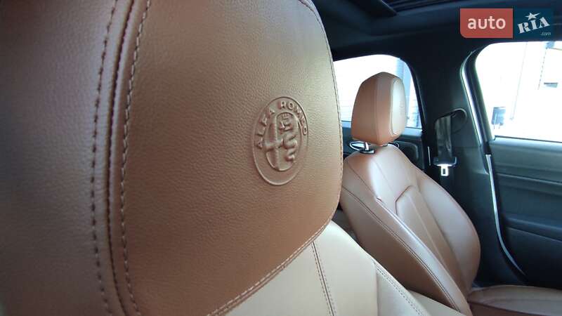 Седан Alfa Romeo Giulia 2022 в Кропивницком