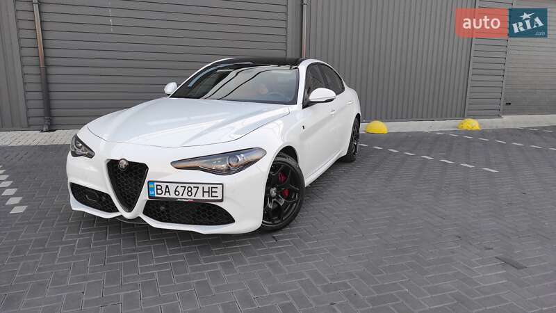 Седан Alfa Romeo Giulia 2022 в Кропивницком