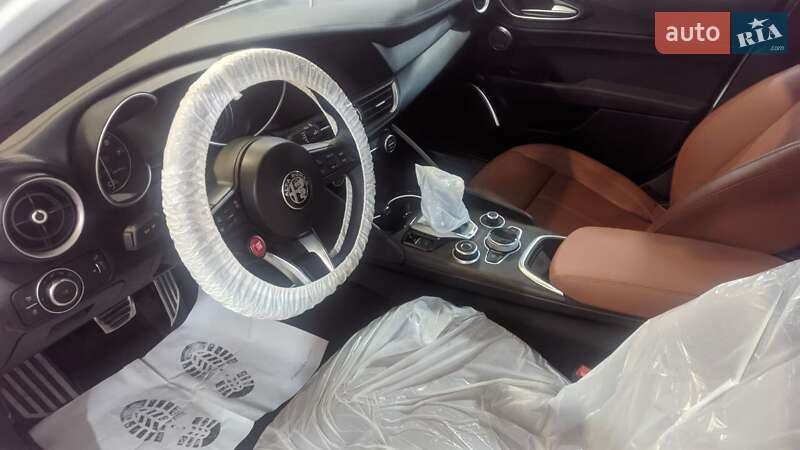 Седан Alfa Romeo Giulia 2022 в Кропивницком