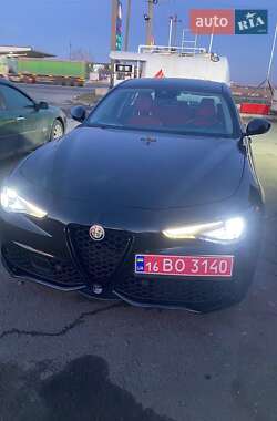 Седан Alfa Romeo Giulia 2018 в 