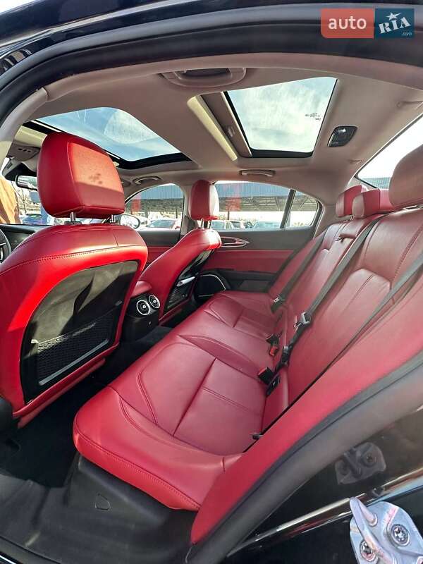 Седан Alfa Romeo Giulia 2018 в Києві
