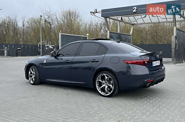 Седан Alfa Romeo Giulia 2018 в 