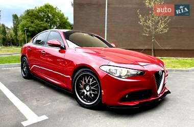 Седан Alfa Romeo Giulia 2017 в Києві