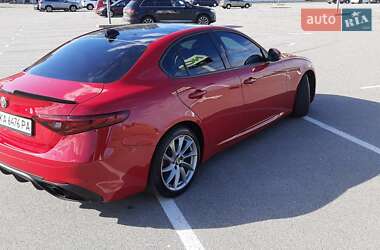 Седан Alfa Romeo Giulia 2021 в 