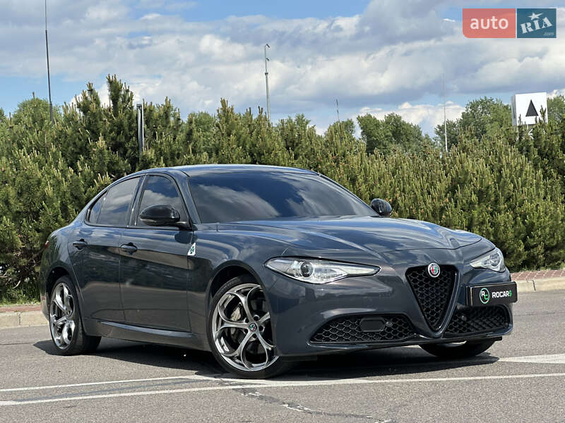 Седан Alfa Romeo Giulia 2018 в 
