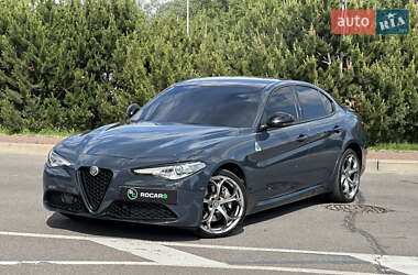 Седан Alfa Romeo Giulia 2018 в 