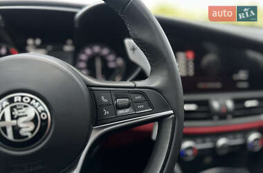 Седан Alfa Romeo Giulia 2018 в 