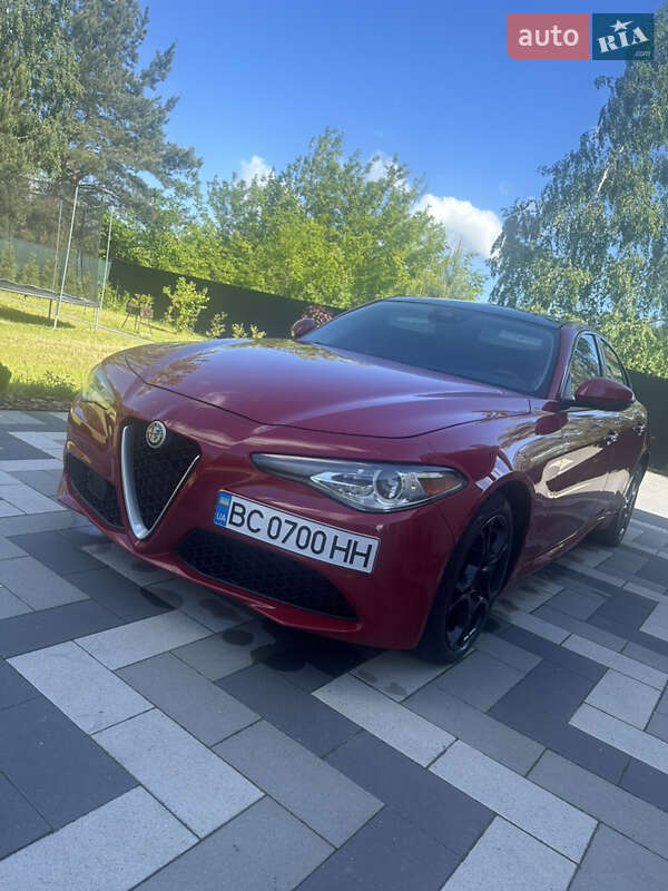 Седан Alfa Romeo Giulia 2018 в Львові
