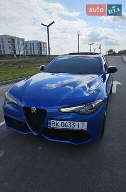 Седан Alfa Romeo Giulia 2021 в Ровно