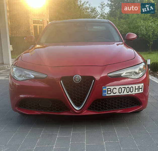 Седан Alfa Romeo Giulia 2018 в Львові
