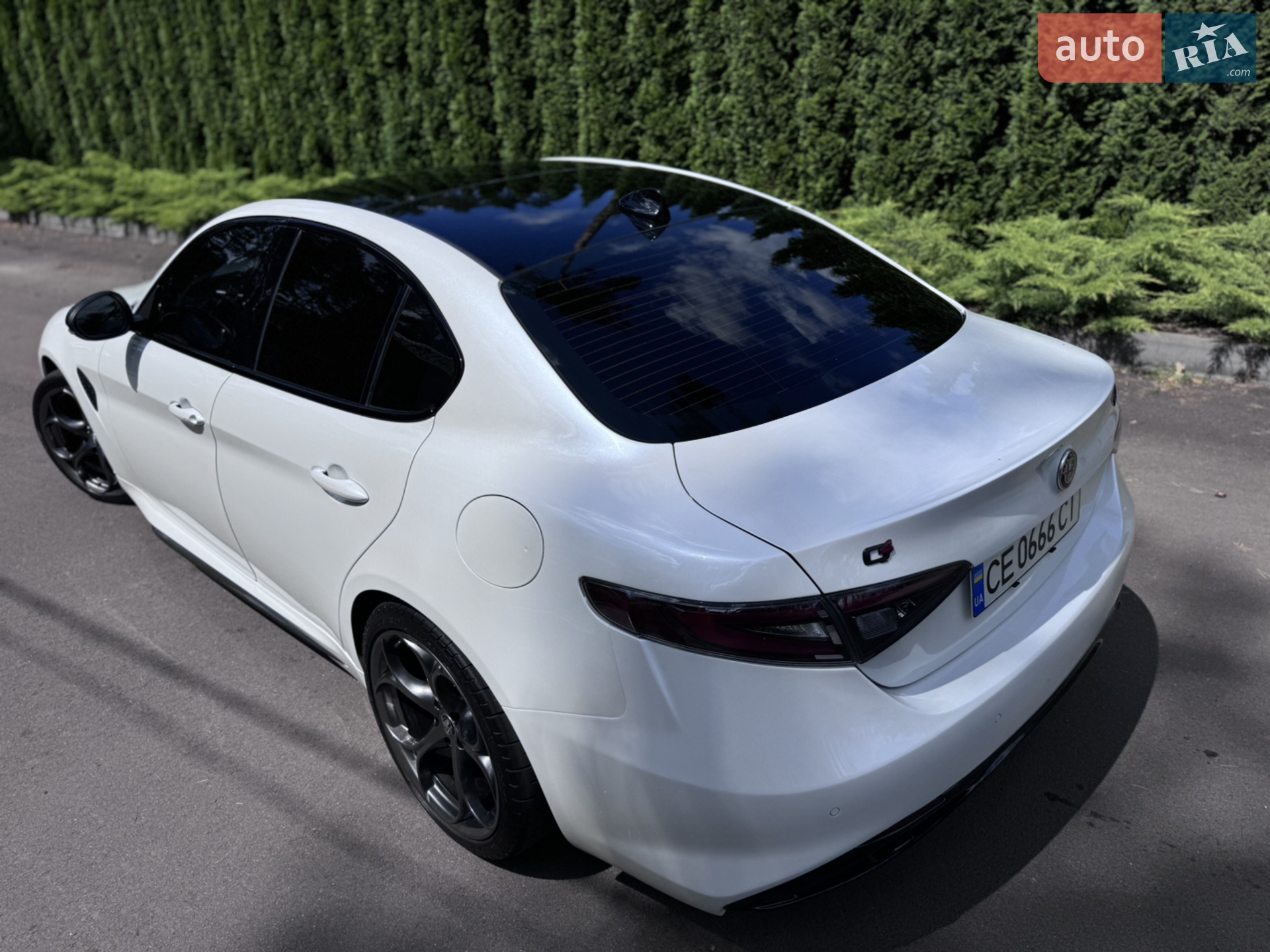 2020 Alfa Romeo Giulia - мініатюра 8