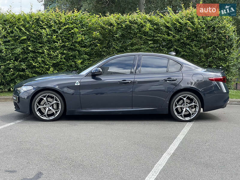 Седан Alfa Romeo Giulia 2018 в Києві