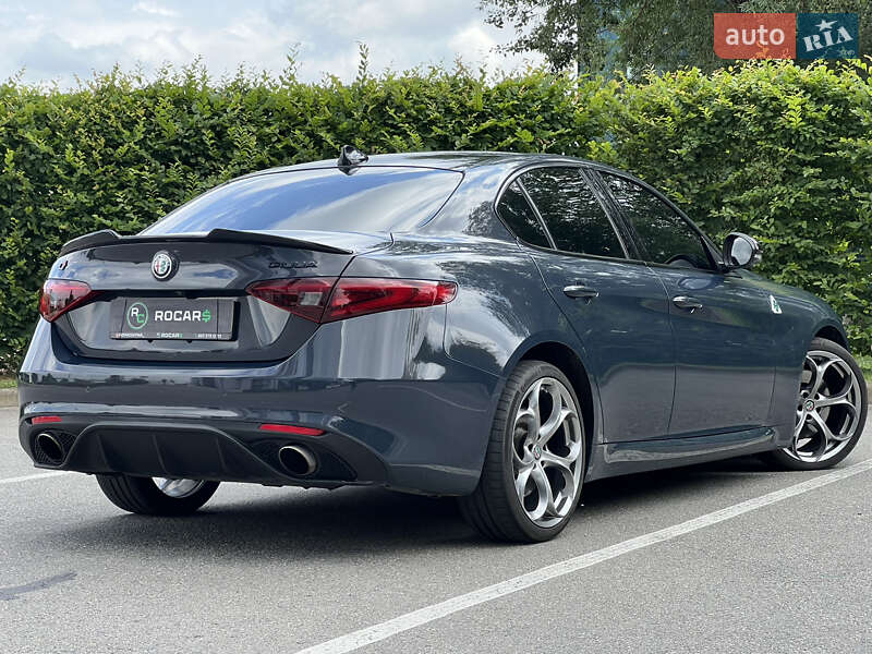 Седан Alfa Romeo Giulia 2018 в Києві