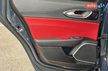 Седан Alfa Romeo Giulia 2018 в 