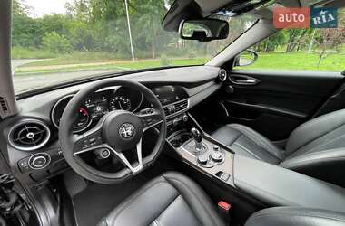 Седан Alfa Romeo Giulia 2018 в 