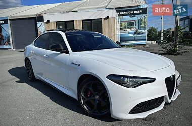 Седан Alfa Romeo Giulia 2019 в Києві