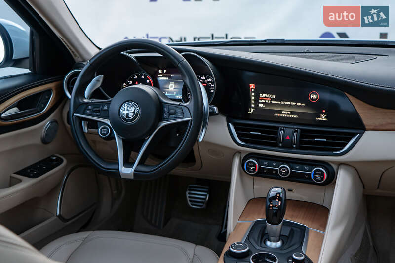 Седан Alfa Romeo Giulia 2018 в Києві