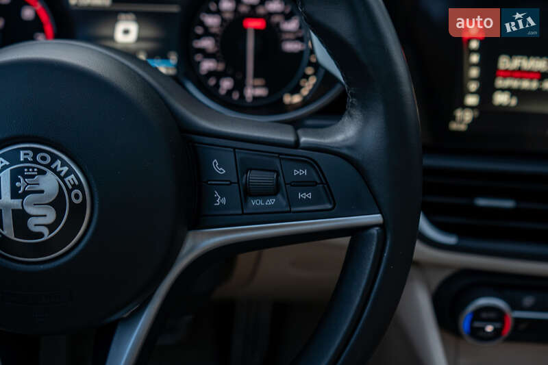 Седан Alfa Romeo Giulia 2018 в Києві