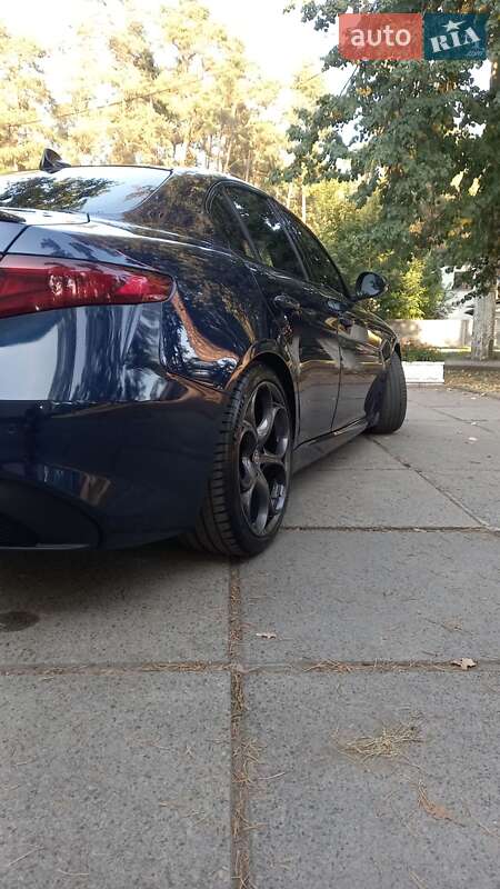 Седан Alfa Romeo Giulia 2017 в Киеве