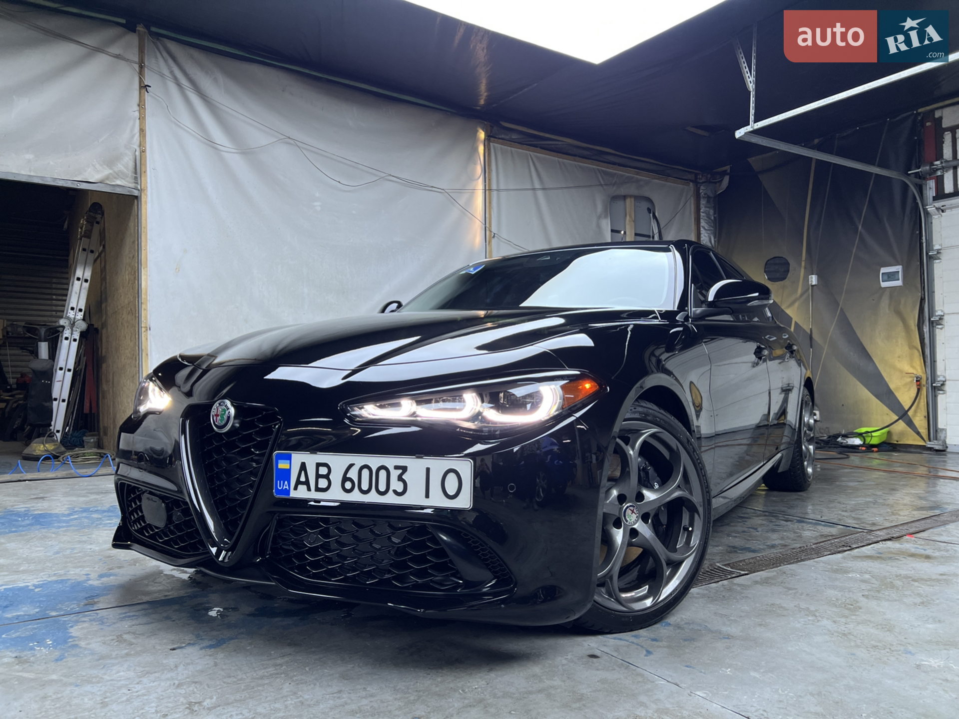 2018 Alfa Romeo Giulia - фото 1