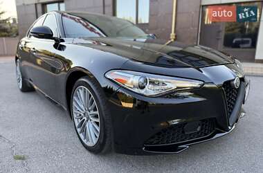 Седан Alfa Romeo Giulia 2017 в Дніпрі