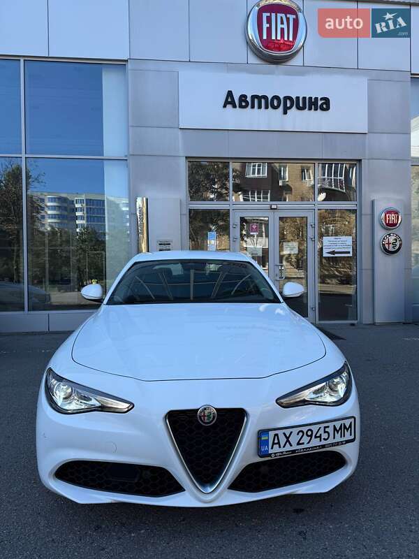Седан Alfa Romeo Giulia 2021 в Харькове